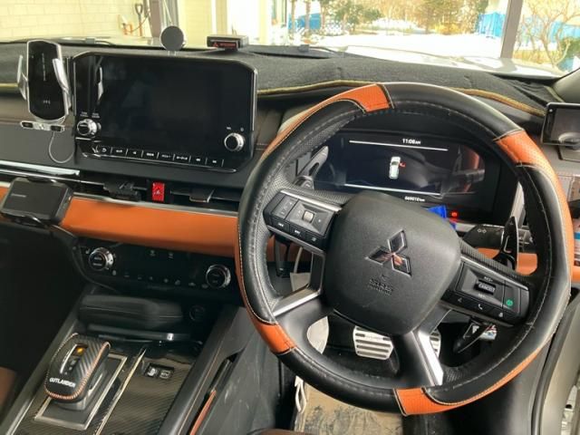 MITSUBISHI OUTLANDER PHEV 2022