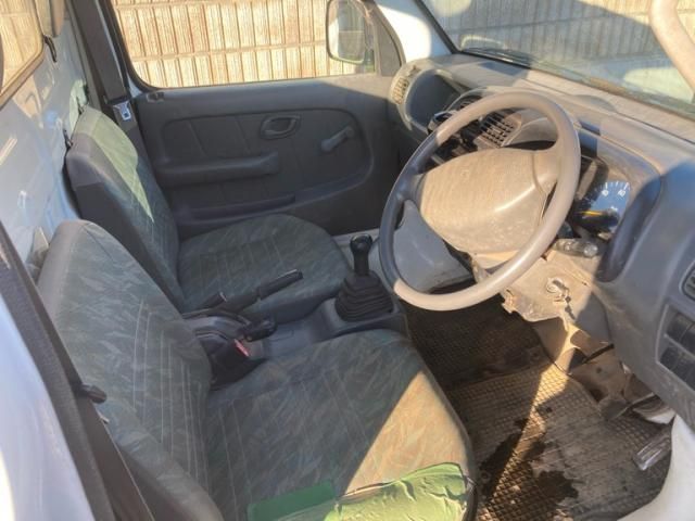 SUZUKI CARRY truck 4WD 2000