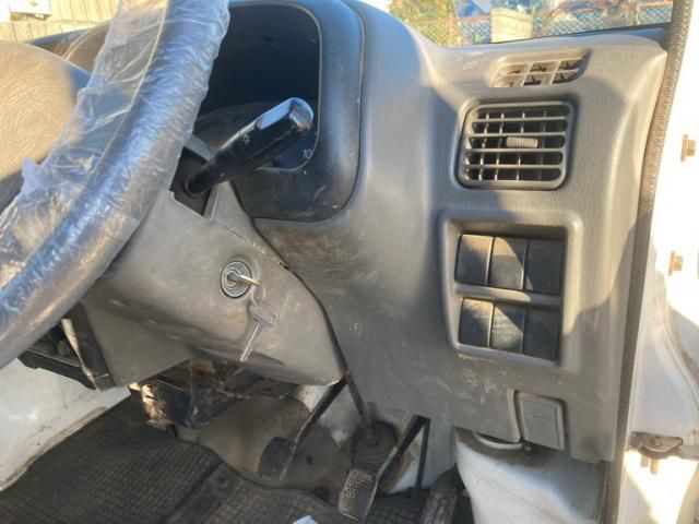 SUZUKI CARRY truck 4WD 2000