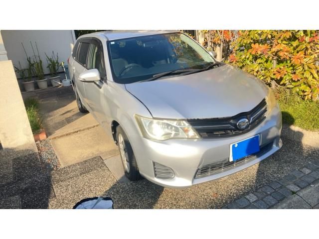 TOYOTA COROLLA FIELDER 2013