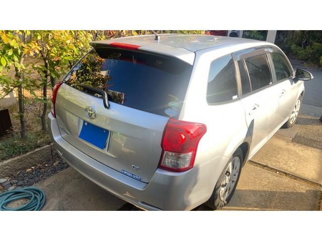 TOYOTA COROLLA FIELDER 2013