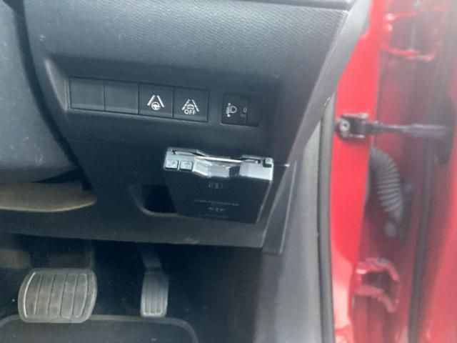 PEUGEOT PEUGEOT 208 2021