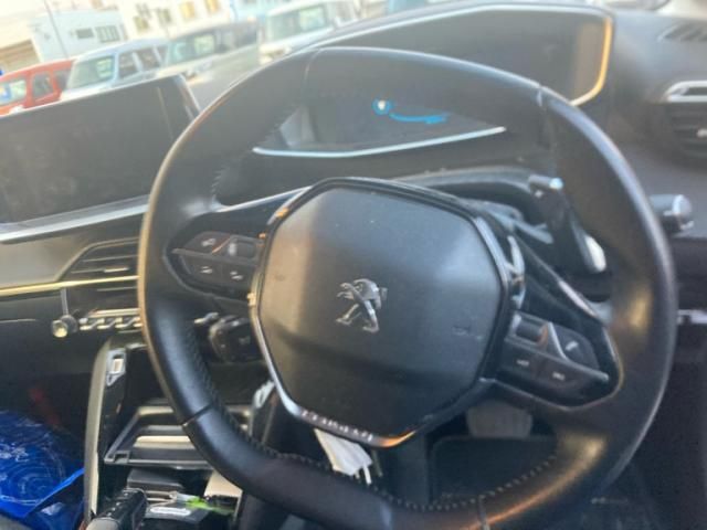 PEUGEOT PEUGEOT 208 2021