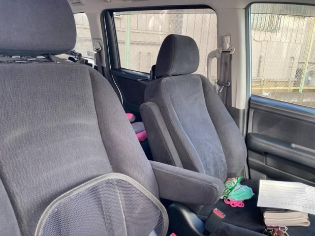 HONDA STEPWAGON 2009