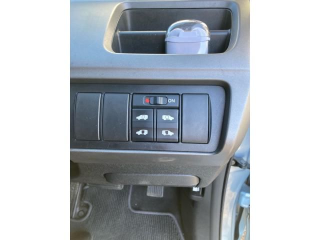 HONDA STEPWAGON 2009