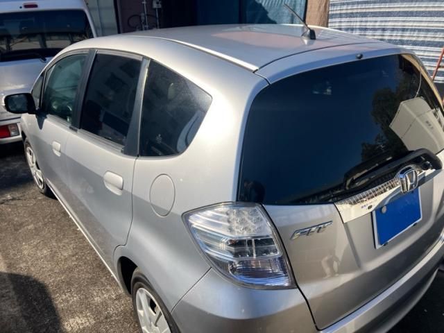 HONDA FIT HYBRID 2011