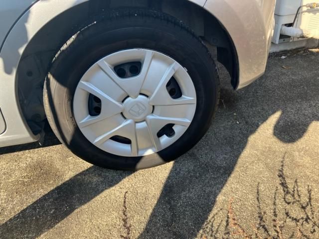 HONDA FIT HYBRID 2011