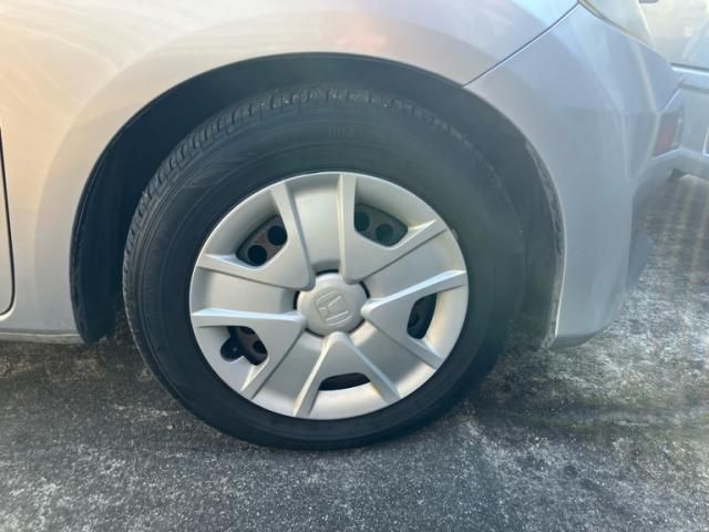 HONDA FIT HYBRID 2011