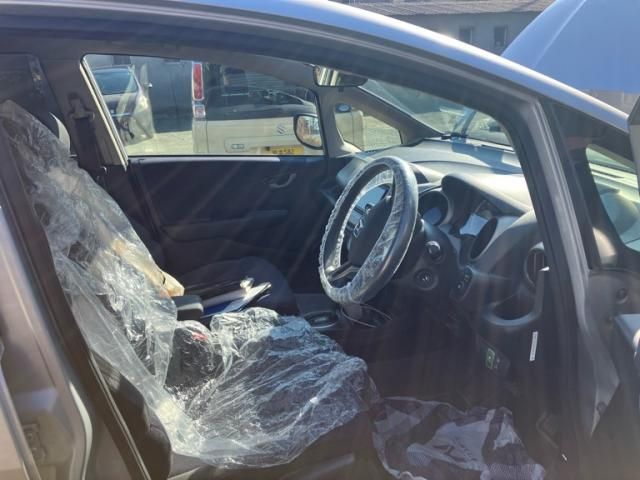 HONDA FIT HYBRID 2011