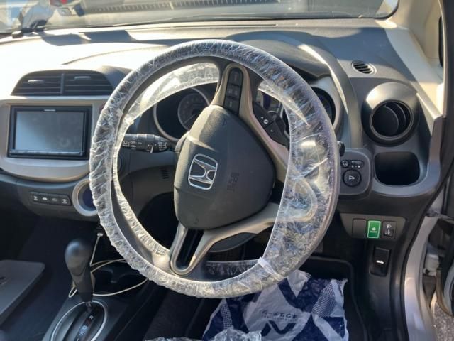 HONDA FIT HYBRID 2011