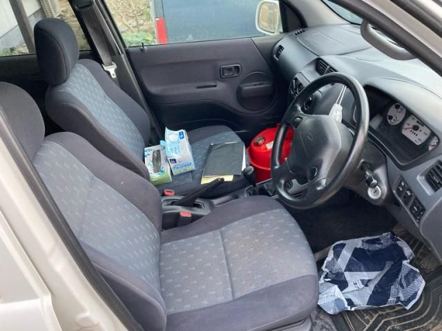 DAIHATSU TERIOS KID 4WD 2005