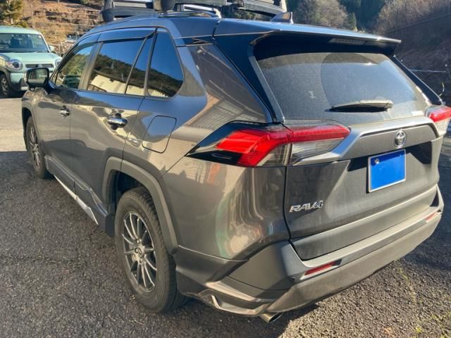 TOYOTA RAV4 4WD 2019