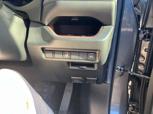 TOYOTA RAV4 4WD 2019