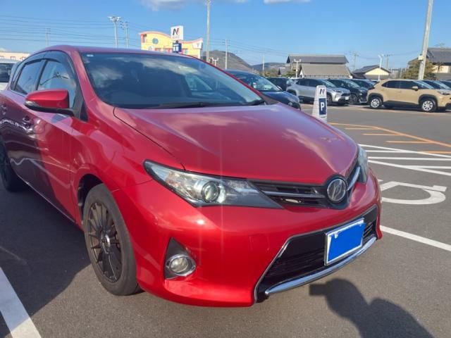 TOYOTA AURIS 2013