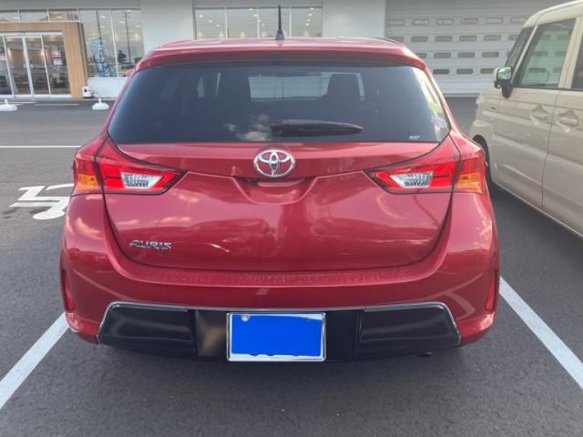 TOYOTA AURIS 2013