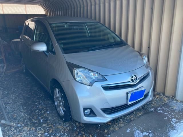 TOYOTA RACTIS 4WD 2012