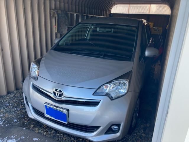 TOYOTA RACTIS 4WD 2012