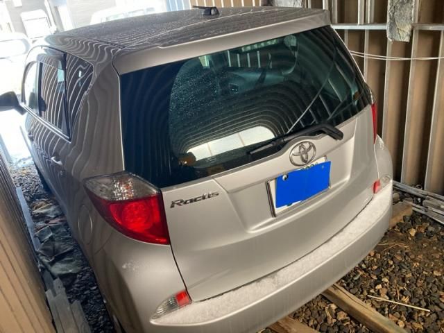 TOYOTA RACTIS 4WD 2012