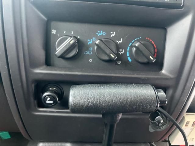 JEEP JEEP CHEROKEE 2000