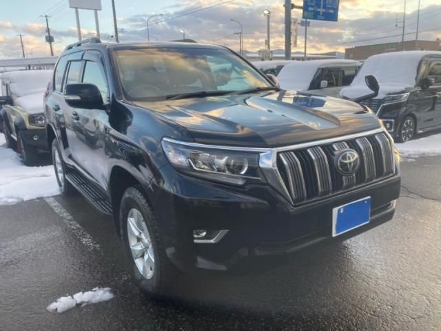 TOYOTA LANDCRUISER PRADO 2018