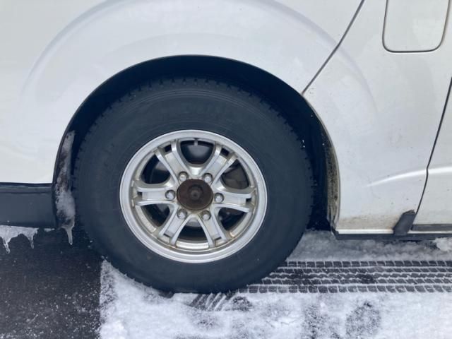 TOYOTA HIACE wagon 4WD 2011