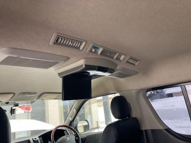 TOYOTA HIACE wagon 4WD 2011