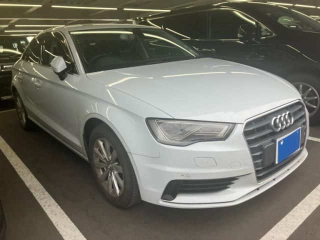 AUDI AUDI A3 Sedan 2015