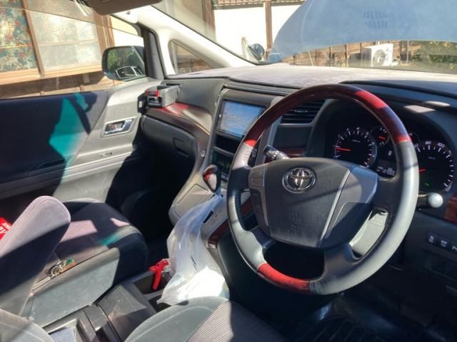 TOYOTA VELLFIRE 2008