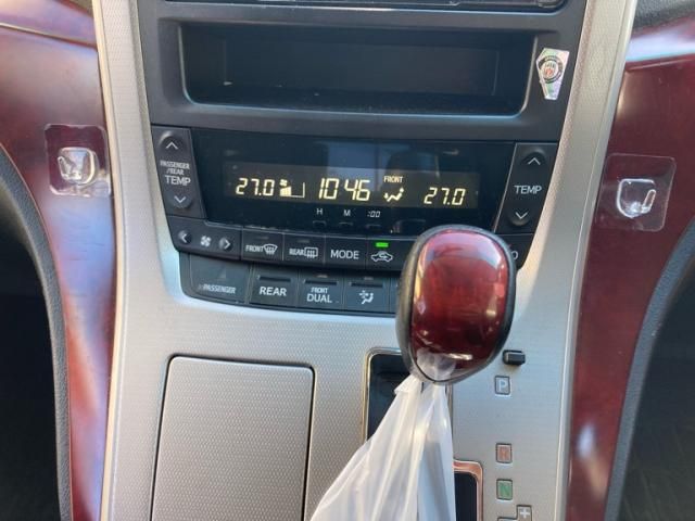 TOYOTA VELLFIRE 2008