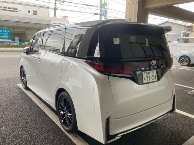 TOYOTA VELLFIRE 2025