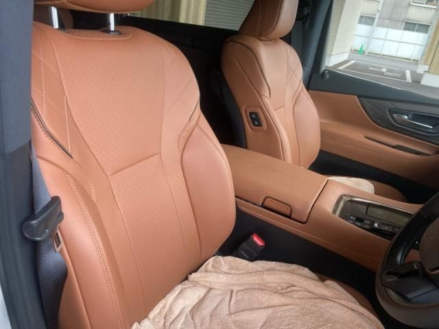 TOYOTA VELLFIRE 2025