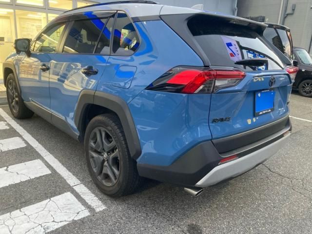 TOYOTA RAV4 4WD 2023