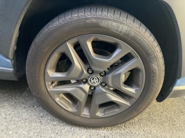 TOYOTA RAV4 4WD 2023