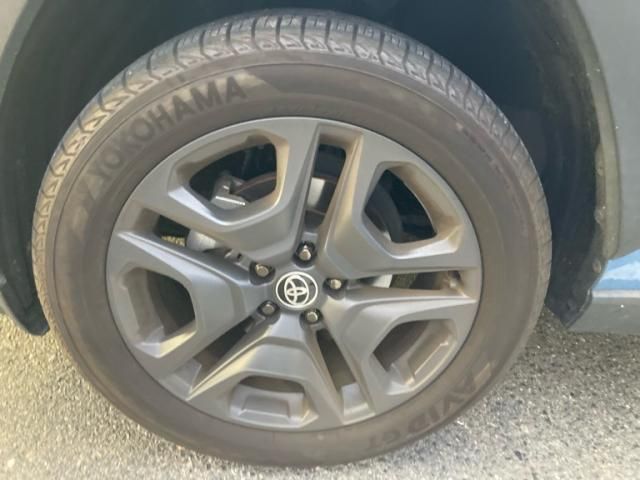 TOYOTA RAV4 4WD 2023