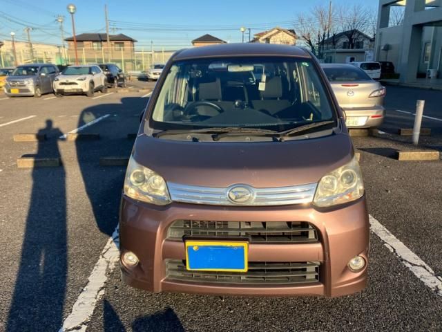 DAIHATSU MOVE CUSTOM 2011