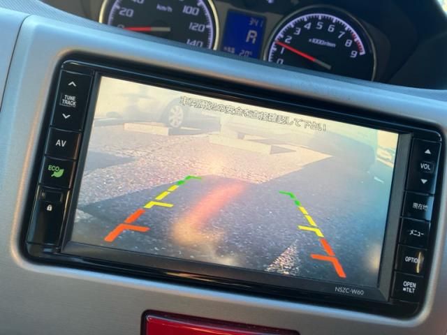 DAIHATSU MOVE CUSTOM 2011