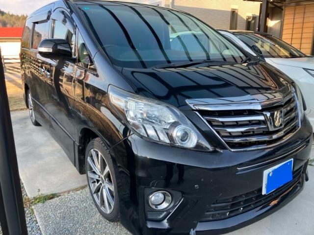 TOYOTA ALPHARD 2013