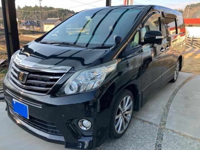 TOYOTA ALPHARD 2013