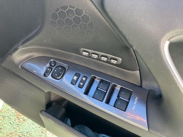 TOYOTA LEXUS IS250 2011