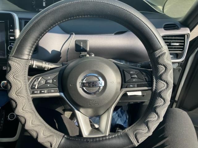 NISSAN SERENA  S-HYBRID 2016