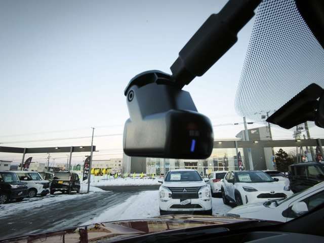 MITSUBISHI OUTLANDER PHEV 2021