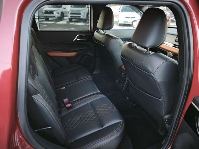 MITSUBISHI OUTLANDER PHEV 2021