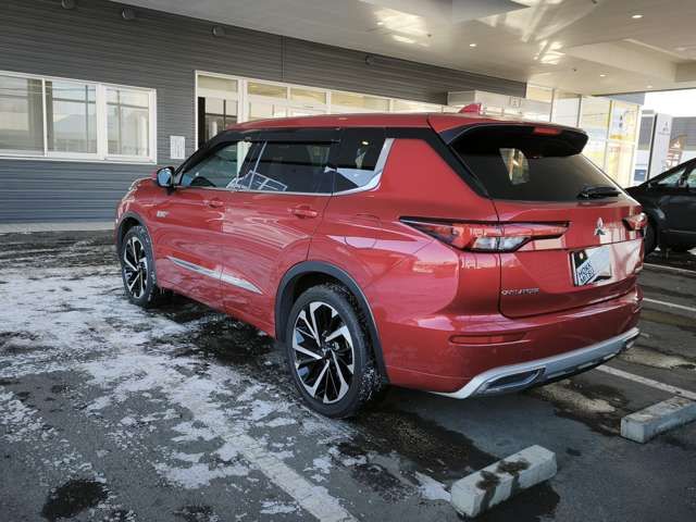 MITSUBISHI OUTLANDER PHEV 2021