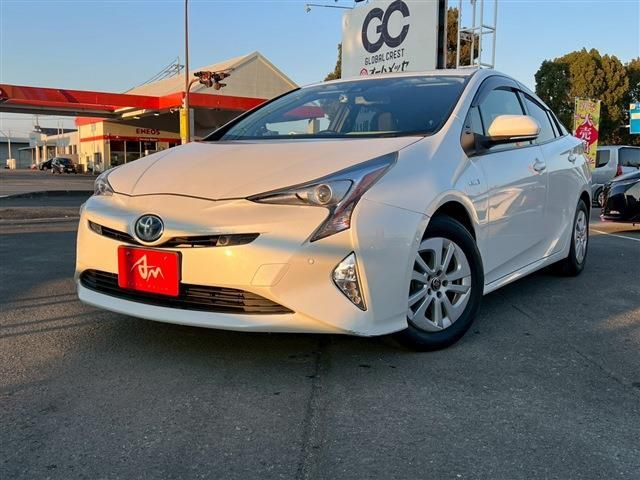 TOYOTA PRIUS 2016