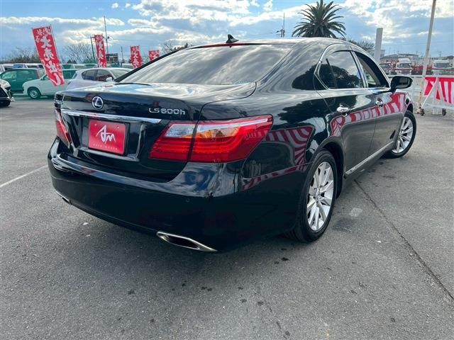 TOYOTA LEXUS LS600h 2012