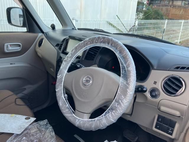 NISSAN ROOX 4WD 2010