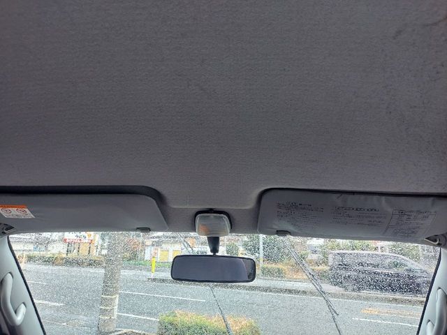 DAIHATSU HIJET deckvan 2004