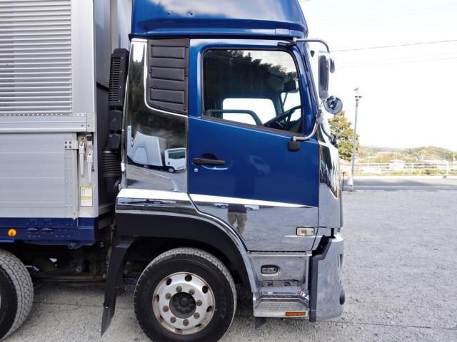 NISSAN DIESEL Quon 2018