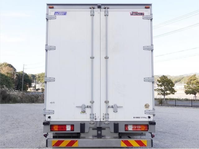 NISSAN DIESEL Quon 2018