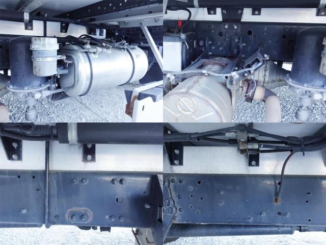 MITSUBISHI FUSOU FIGHTER 2012